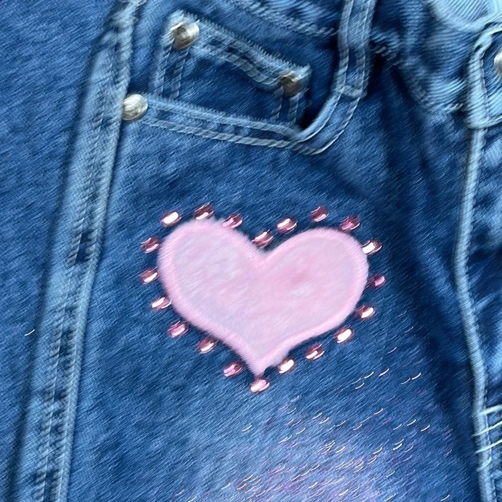 Disney Kids Jeans with pink hearts & rhinestones, with glitter fabric, 6 6X